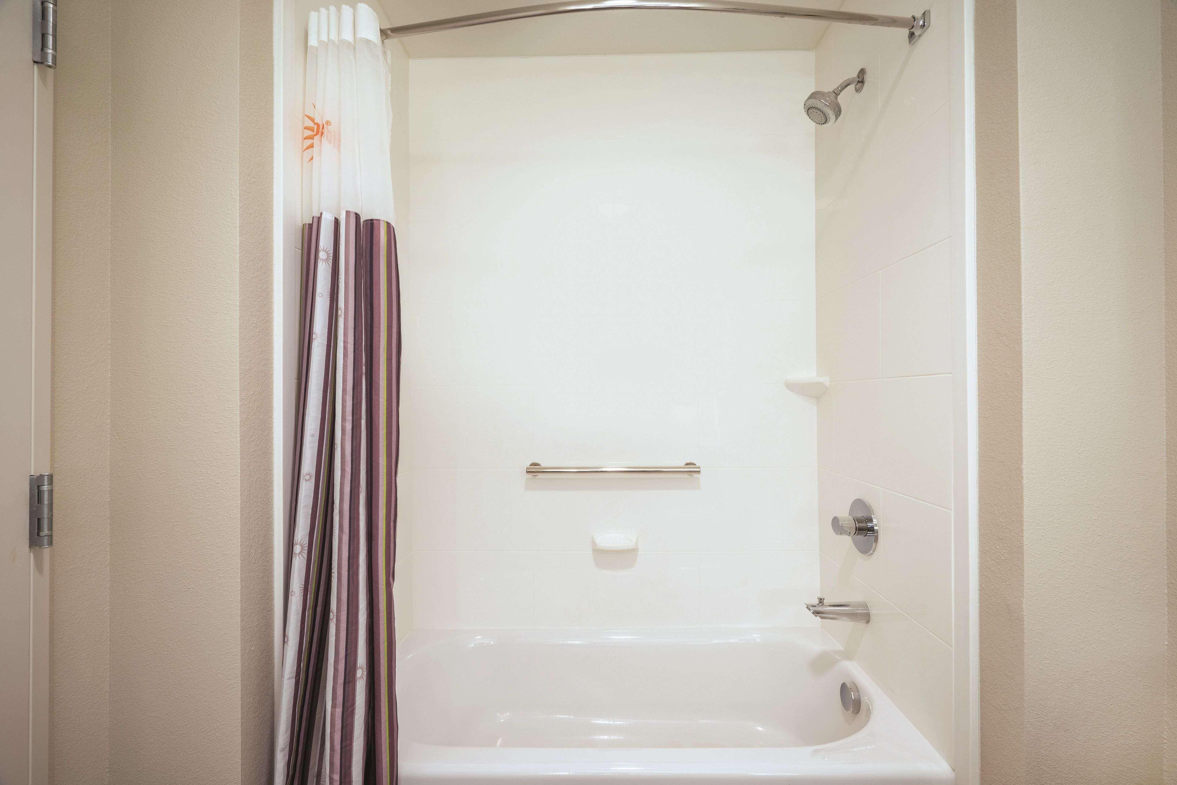 La Quinta By Wyndham At Sw 6th St 3*